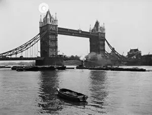 River Gallery: Tower Bridge, London, June 1929