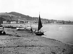 Holidaymaker Gallery: View to Shaldon at Teignmouth, Devon, September 1933